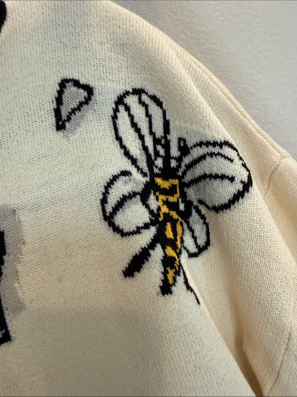 St John Marie Gray vintage Cream Floral-Graphic Knit Sweater bee rare print - Picture 3 of 16
